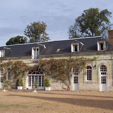 Gite De Groupe Du Chateau De La Meziere Villa Lunay Exterior photo